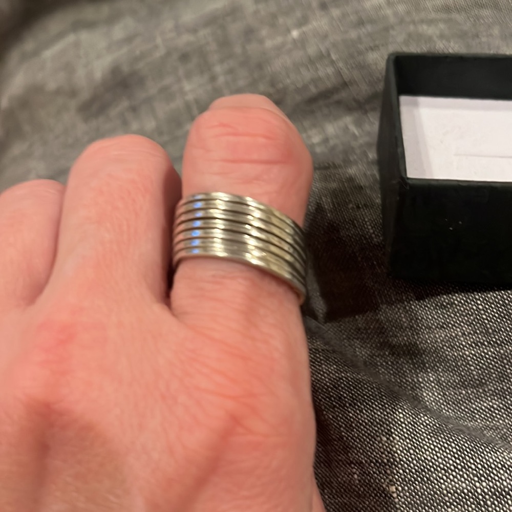 Sterling Silver Ring - Picture 2 of 3